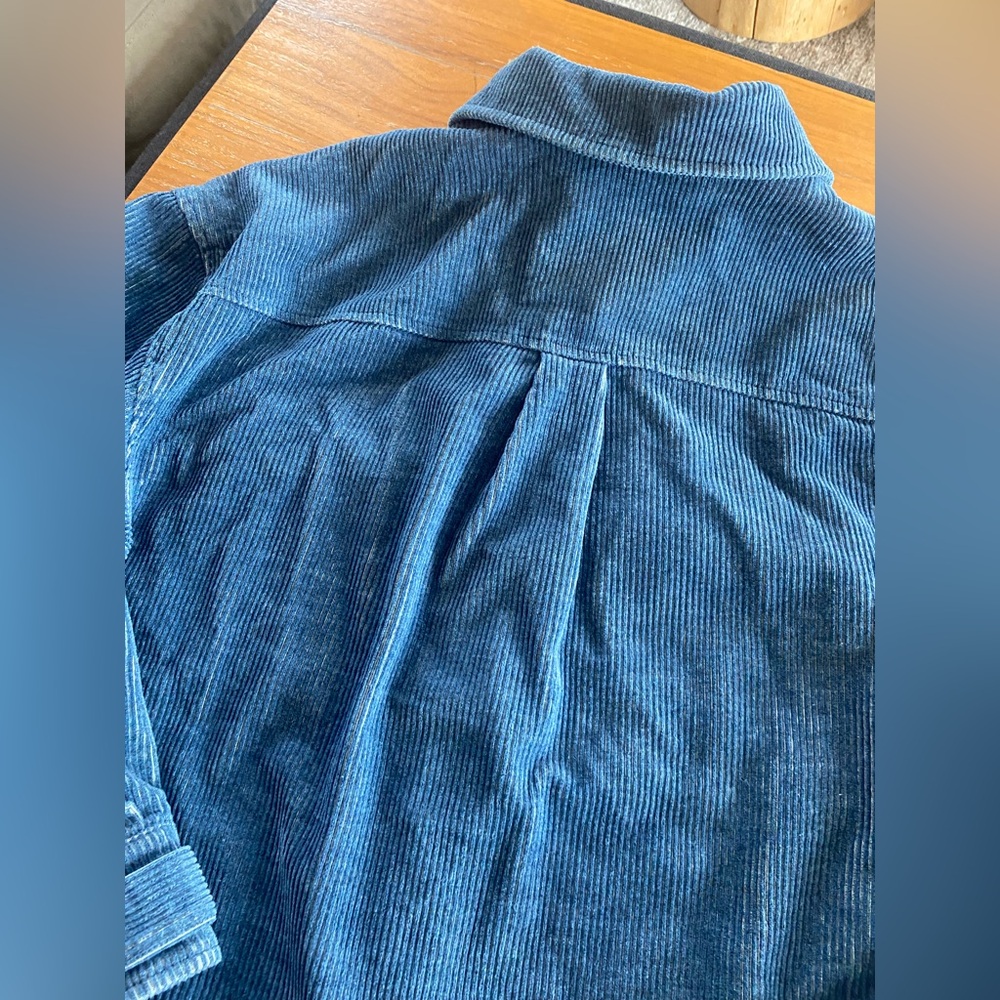 AVEC LES FILLES cropped corduroy shacket size large - Picture 9 of 11